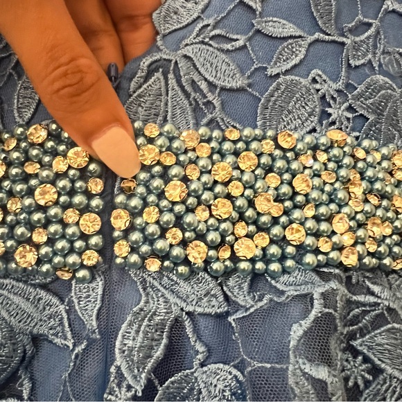 JVN by Jovani Blue V Neck Tulle Prom Ball Gown Lace Floral Appliqués - Picture 14 of 17